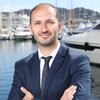 Chauffeur, Homme toutes mains