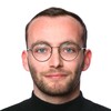 Gardien, Homme toutes mains