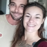 Couple de gardiens, Couple d'employs de maison