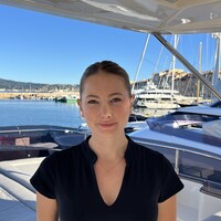 Gouvernante, Employ� de maison