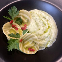 Private chef, Cook