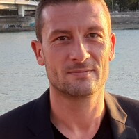 Employ de maison, House manager