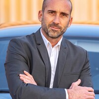 Homme toutes mains, Driver