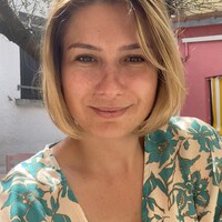 Home ironer, Domestic worker