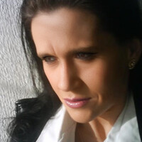 Concierge, Housekeeper