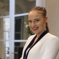 Assistante personnelle, Assistante administrative