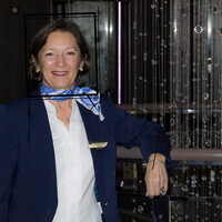 Concierge, Companion