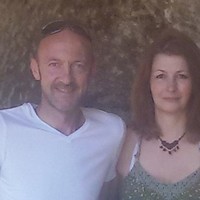Couple de gardiens, Couple d'employs de maison