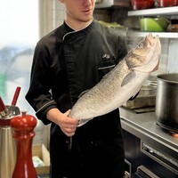Chef priv, Cuisinier