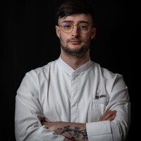 Chef priv, Cuisinier