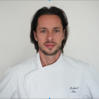 Chef priv, Cuisinier