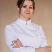 Chef priv, Assistante personnelle